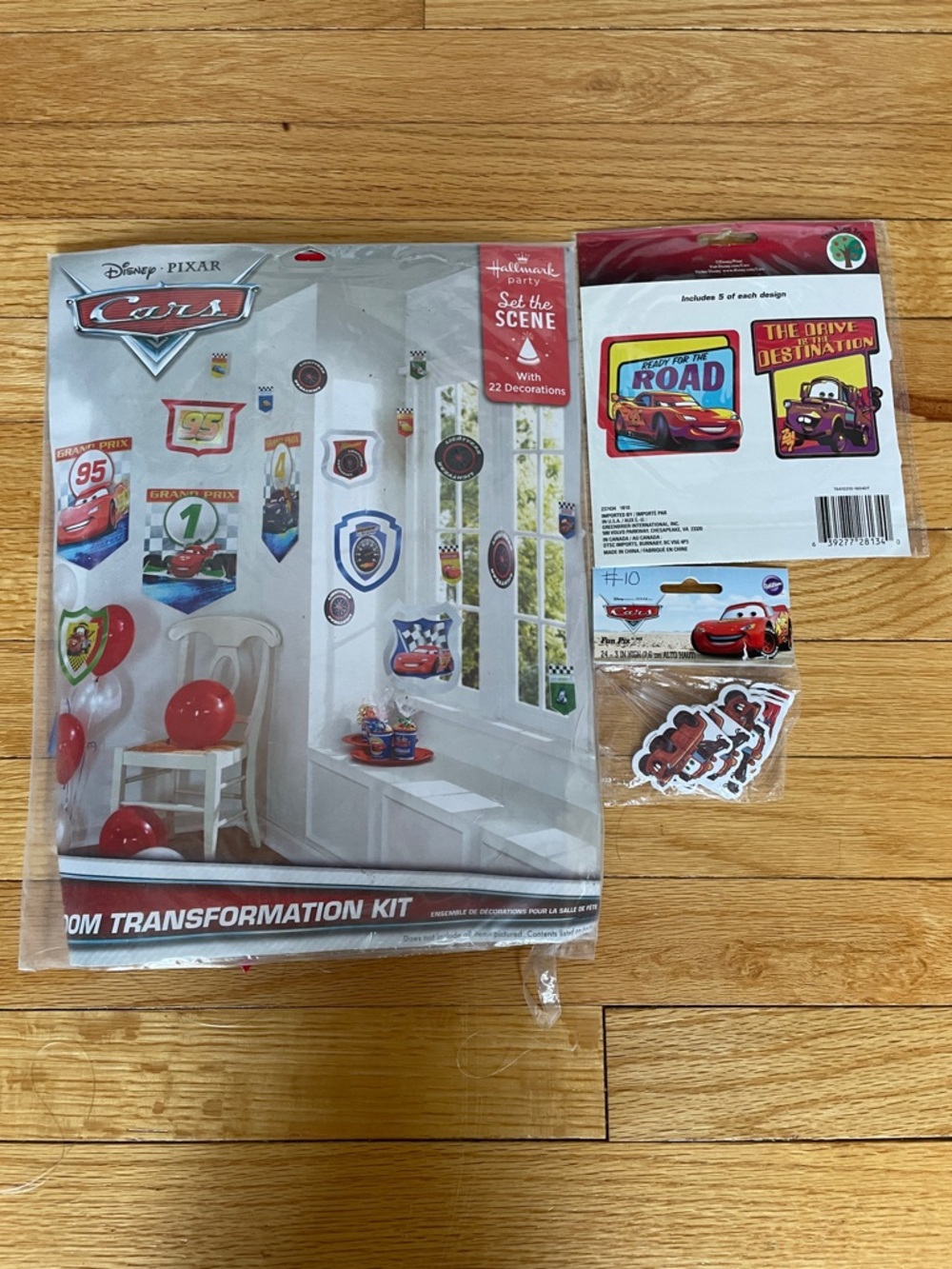 Disney Pixar Cars Party Room Transformation Kit - Red